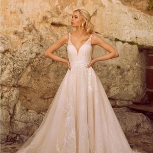 Madi Lane Hayden wedding dress gown
